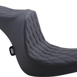 Predator III Seat - Double Diamond - Black Thread