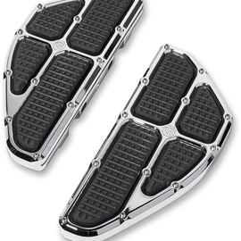 Traction Passenger Floorboard - Chrome