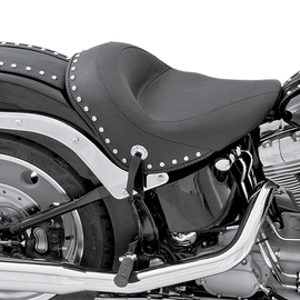 Wide Studded Solo Seat - Softail '06-'10