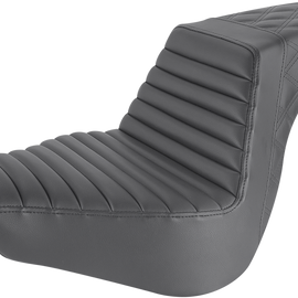 Step Up Seat - Lattice Stitched - Black - Softail